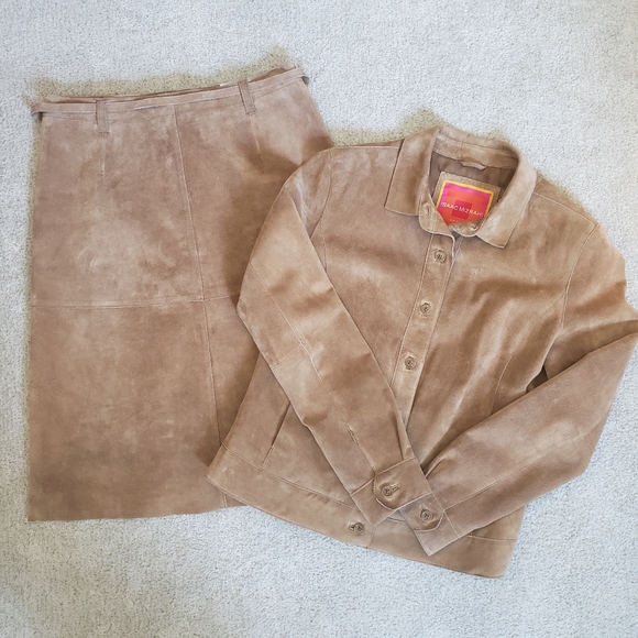 Two Piece Matching Leather Jacket & Skirt Set - Picture 11 of 11